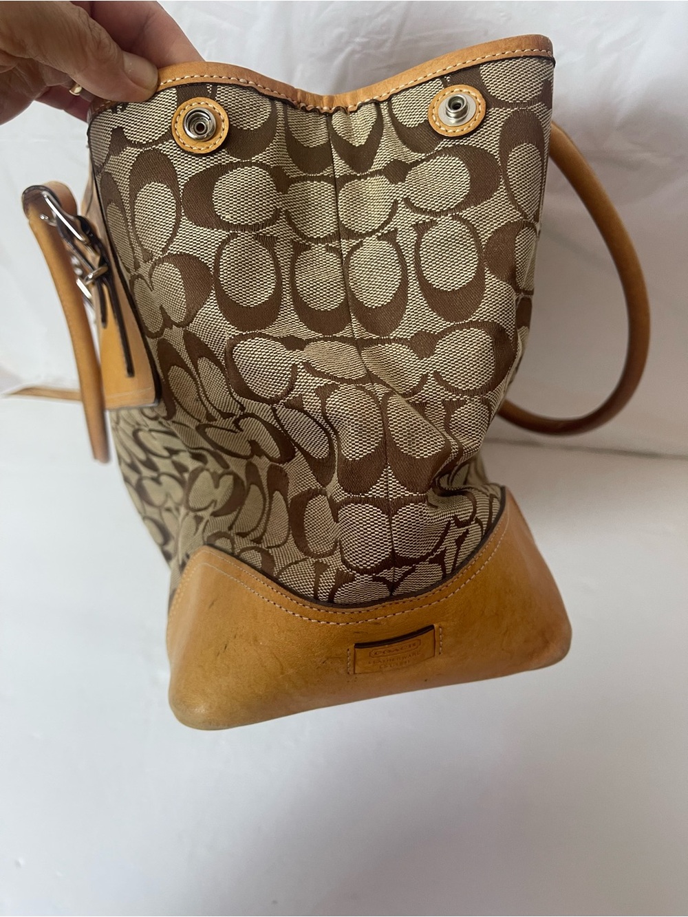 Vintage Coach Hampton Signature Jacquard and Leather tote 6367 - Picture 7 of 12